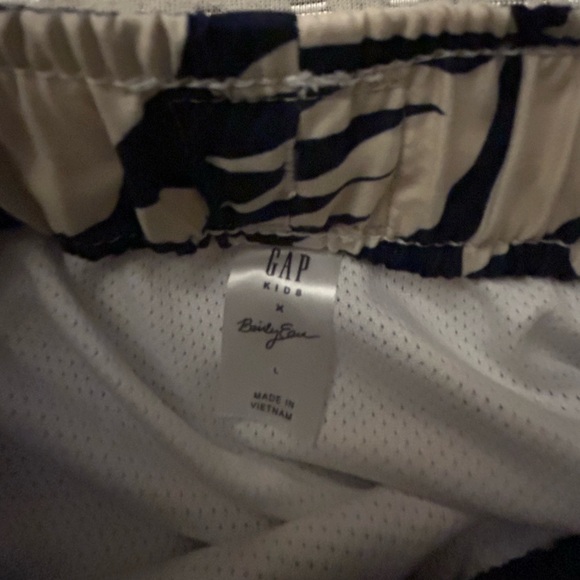 Gap Kids Swim Trunks - Picture 2 of 6
